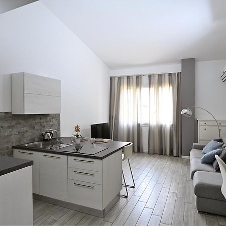 Boutique Apartment “Diviso Due” Firenze Bagian luar foto