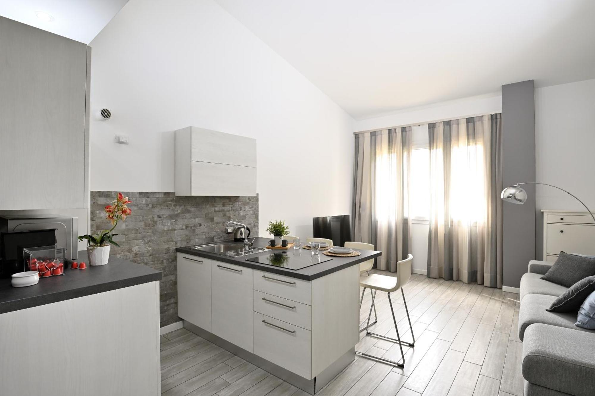 Boutique Apartment “Diviso Due” Firenze Bagian luar foto